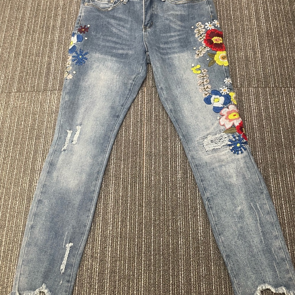 Indigo Rein Jeans Womens 11 Blue Raw Hem Skinny Ankle Embroidered Floral Boho